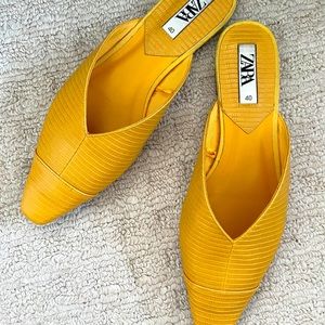 Zara Crocodile Mules